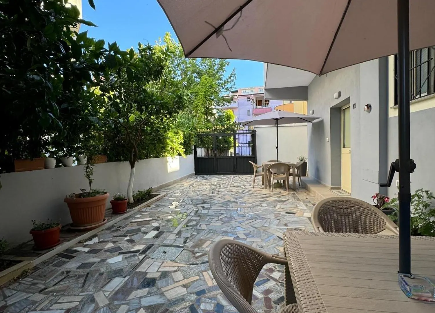 Edlira Apartments Durrës Albania